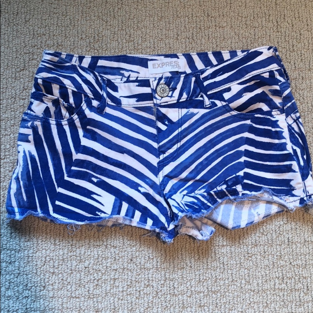 Express Jean shorts size 4